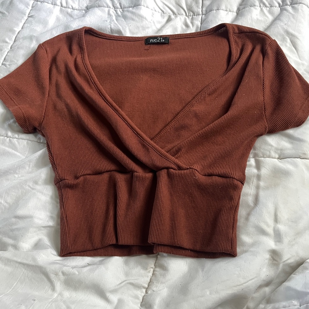 RUE21 Brown Crop top